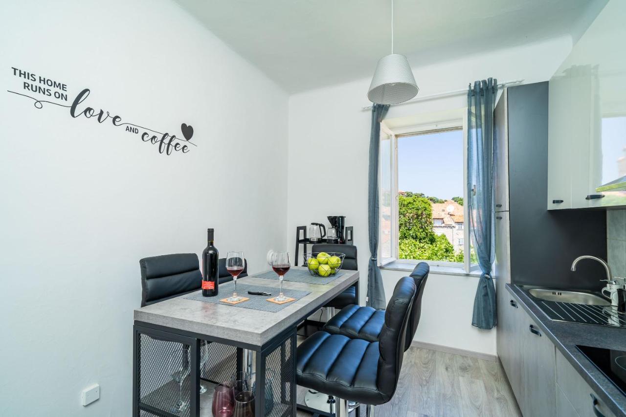 Apartment Swan - Dubrovnik Old Town Exterior photo