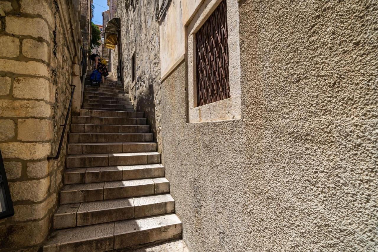 Apartment Swan - Dubrovnik Old Town Exterior photo